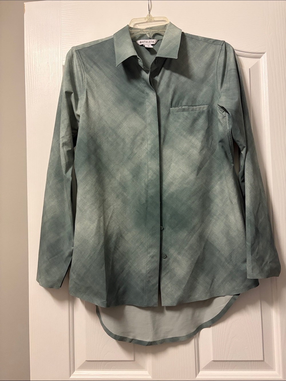 Athleta Green Ombre Button-Up Shirt